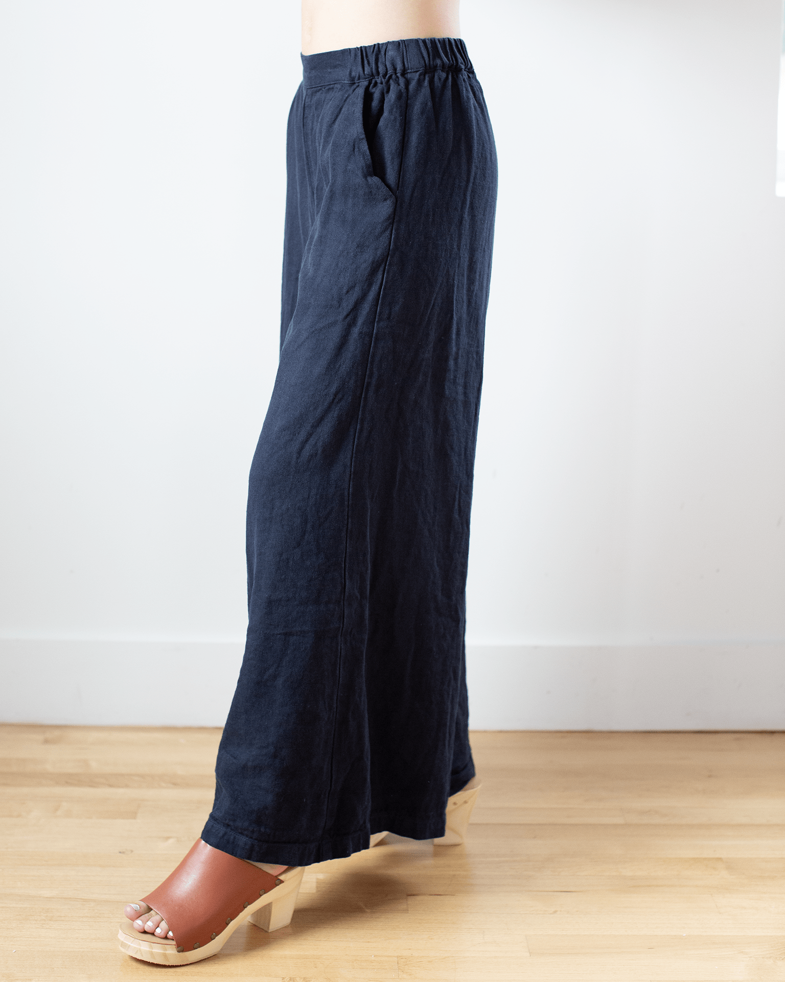 Wendy Pant in Ink Hemp Blend
