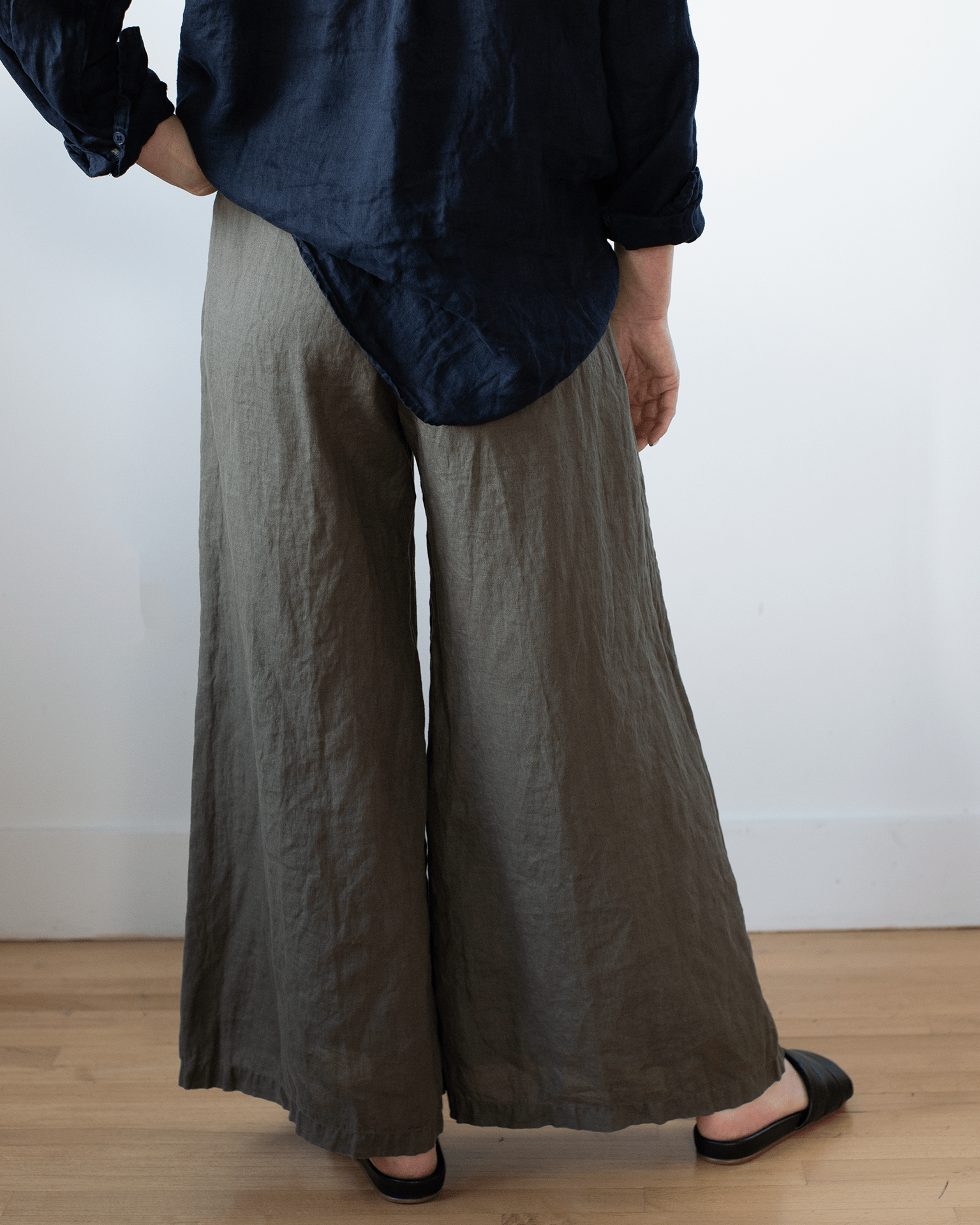 Wendy Pant in Oliveto