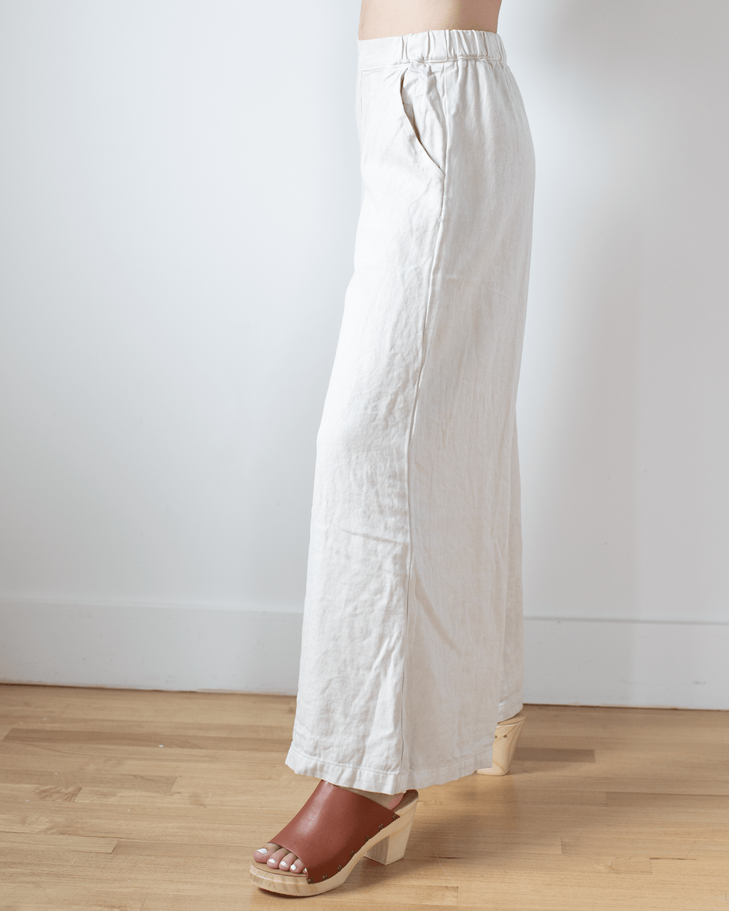 Wendy Pant in Sand Hemp Blend