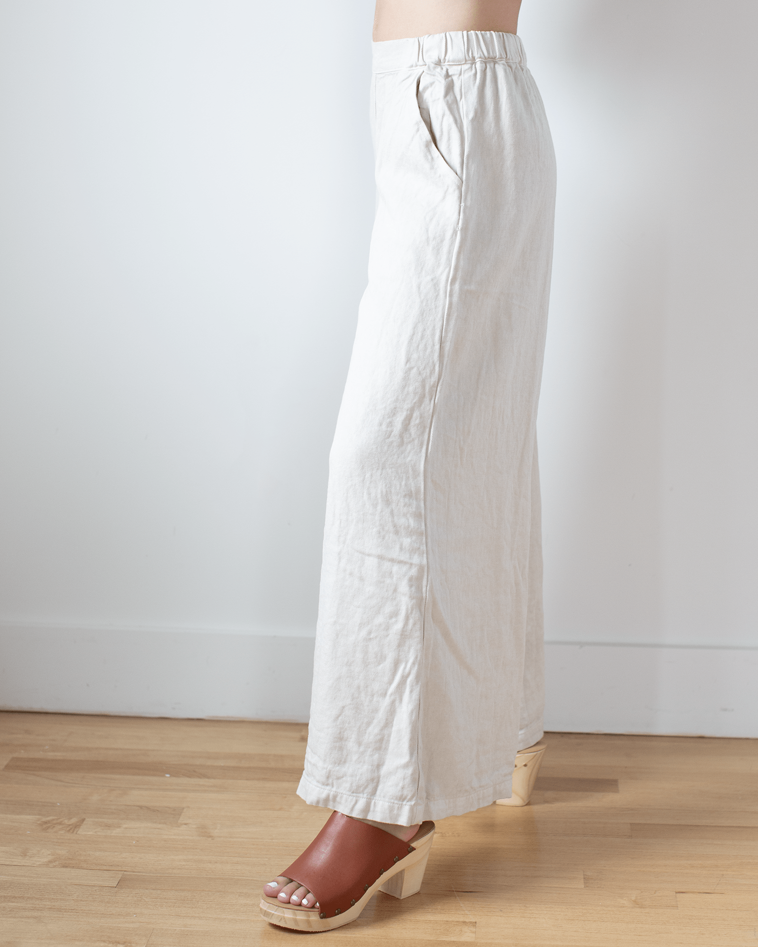 Wendy Pant in Sand Hemp Blend
