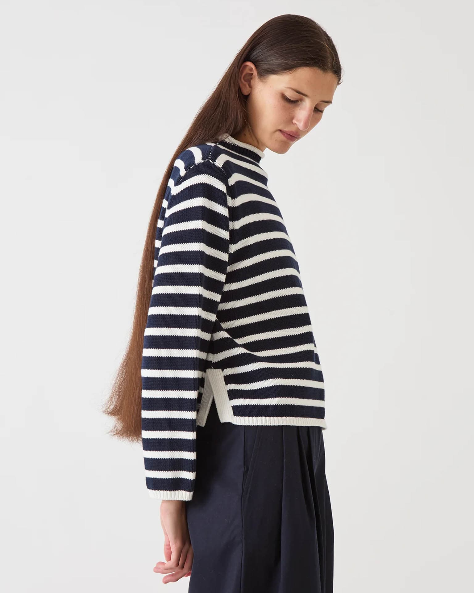 Dylan Stripe Cotton Sweater in Off White/Navy