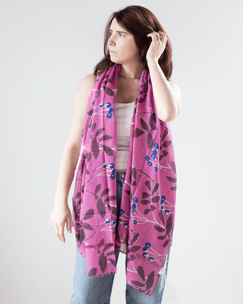 100% Cttn Berries Scarf in Rosebud