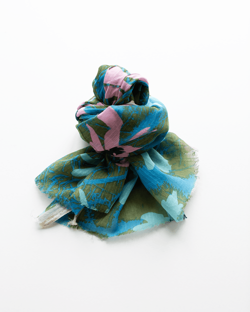 100% Cttn Daisies Scarf in Olive Green