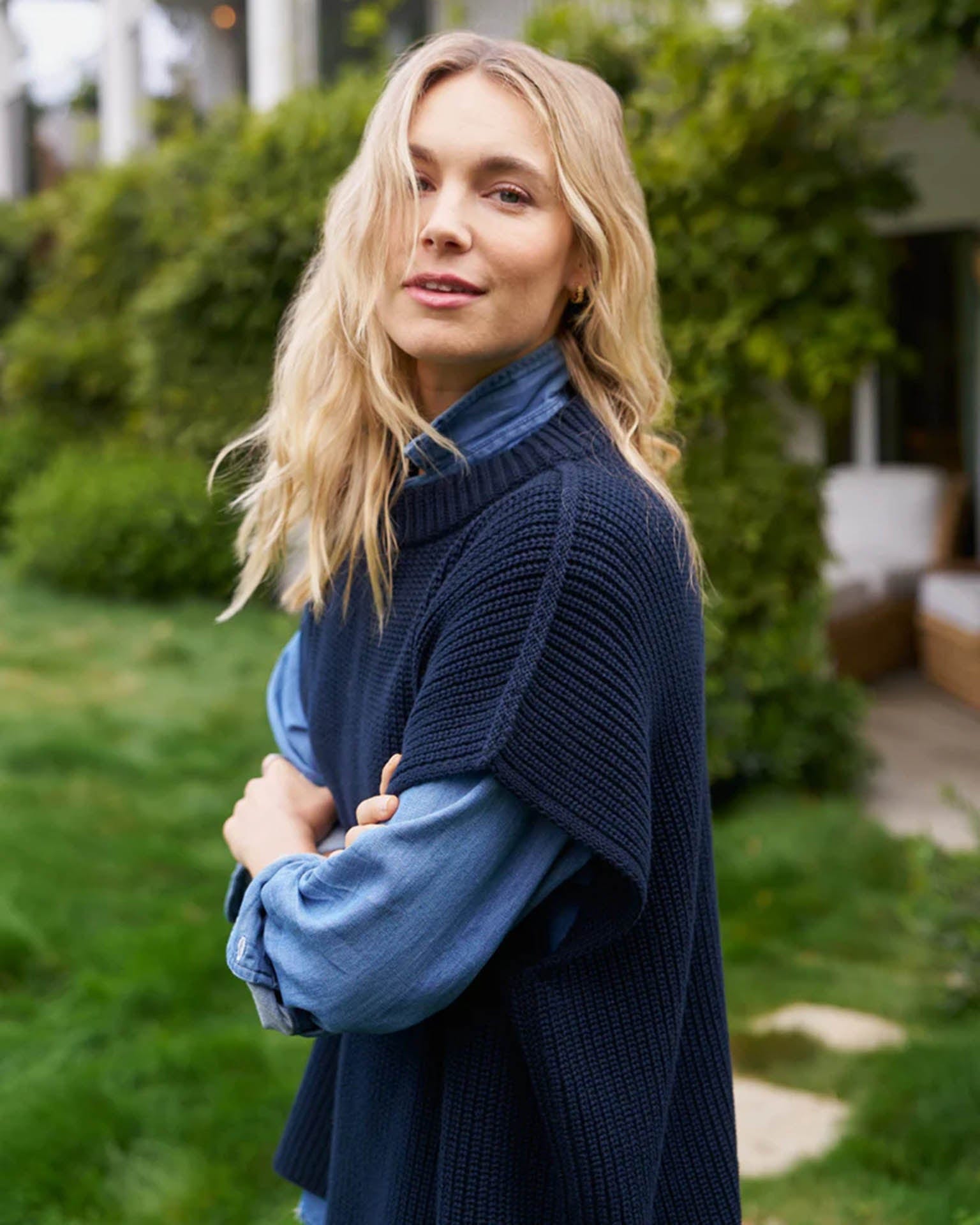 Montecito Vest in Marine