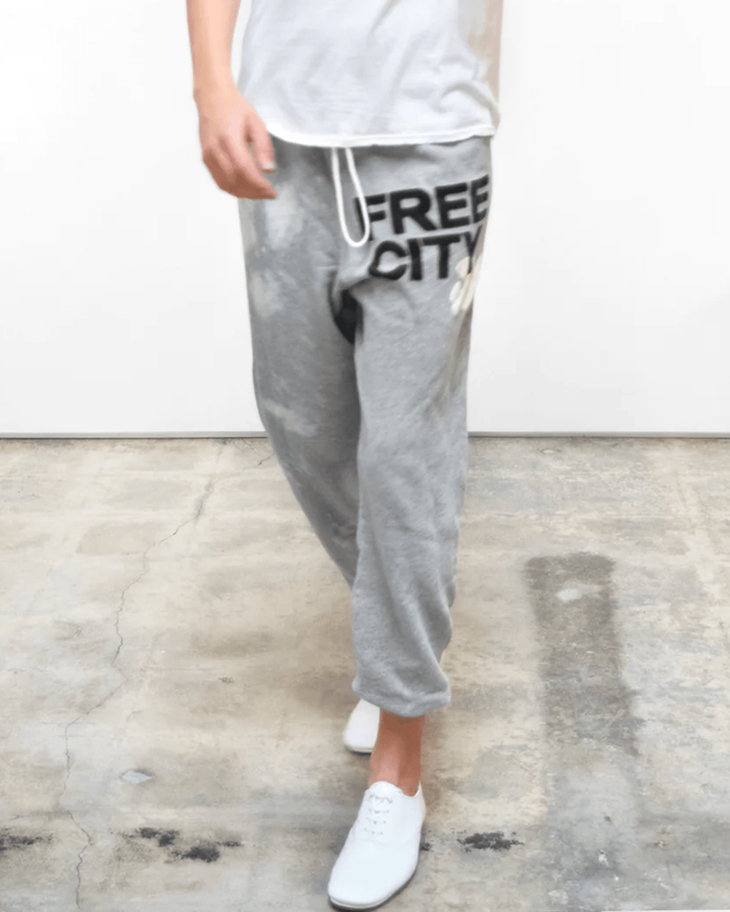 Bleachout Superfluff OG Sweatpant in Heather Bleachout