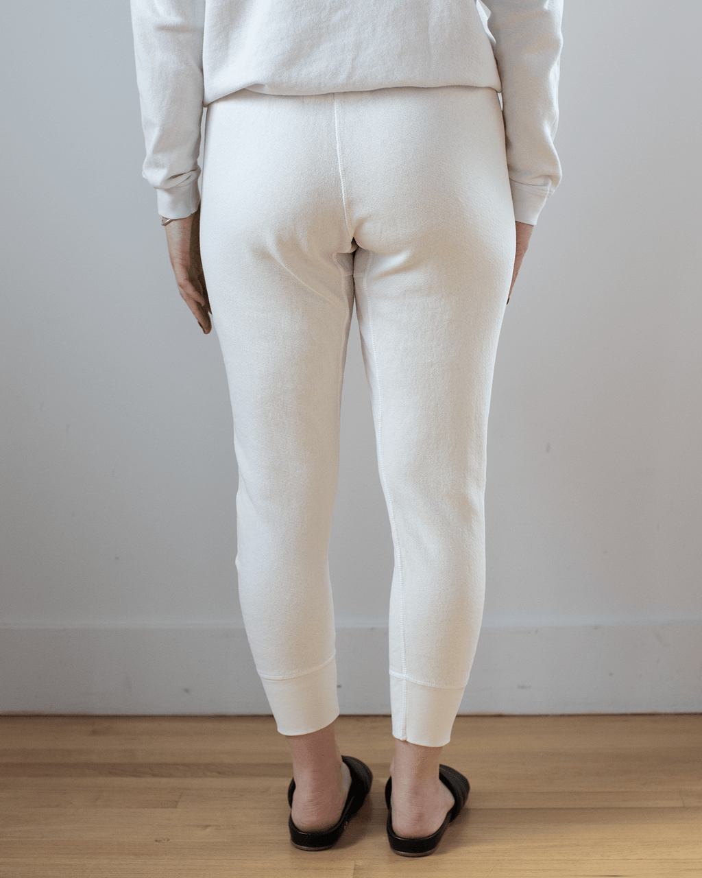 Large 3/4 Sweatpants in Creamy Army