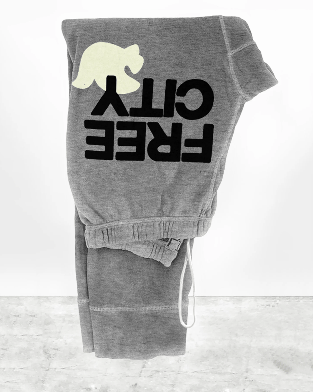 Large 3/4 Sweats in Heather Cream