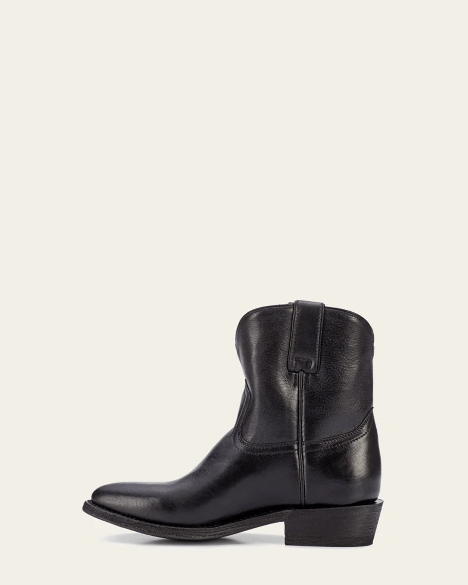 Billy Short in Black