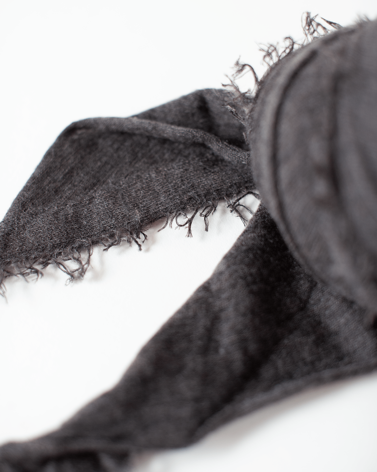Love Cashmere Scarf in Black Coffee