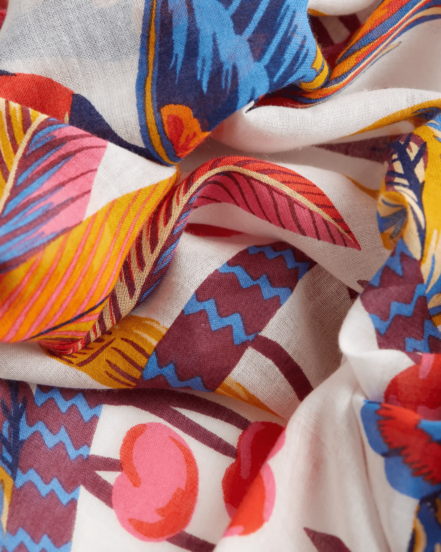 Scarf 100 Cerise in White