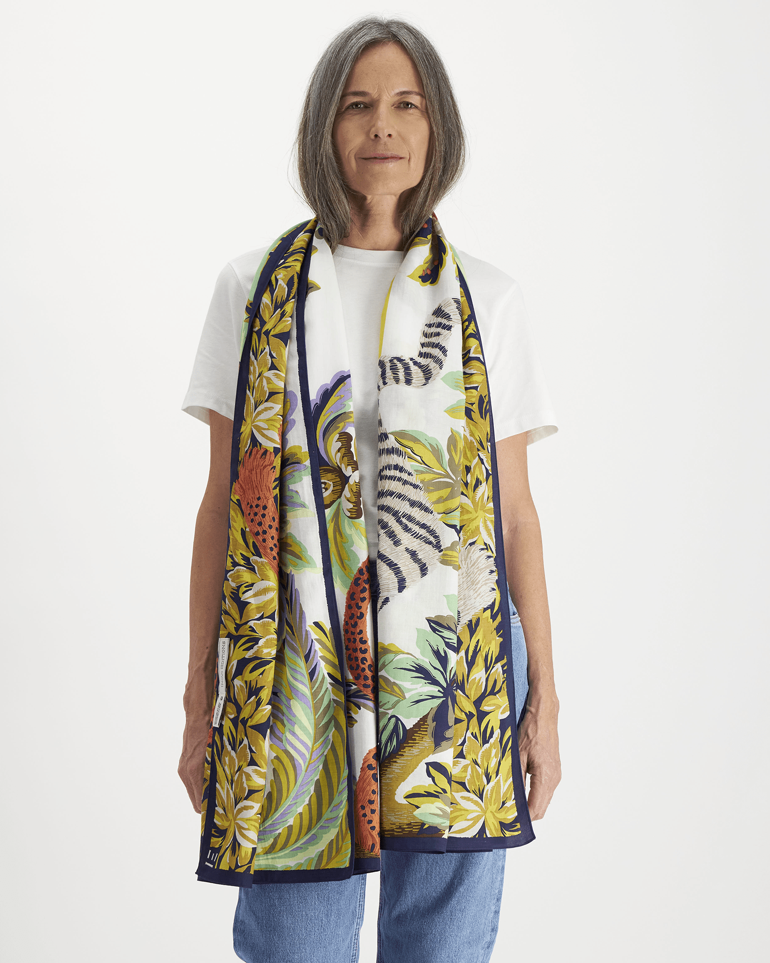 Scarf 100 Chatou in white
