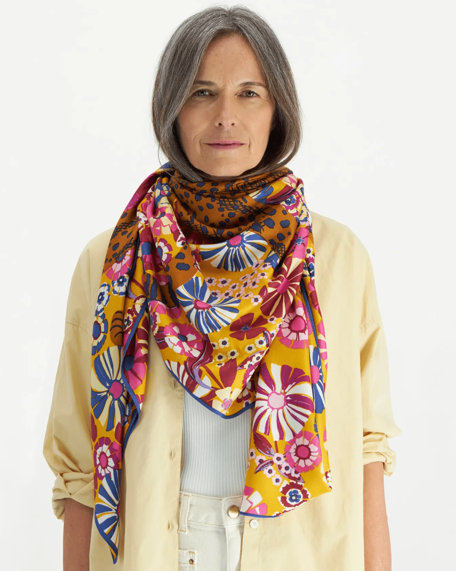 Square 130 Pampa in Fuchsia