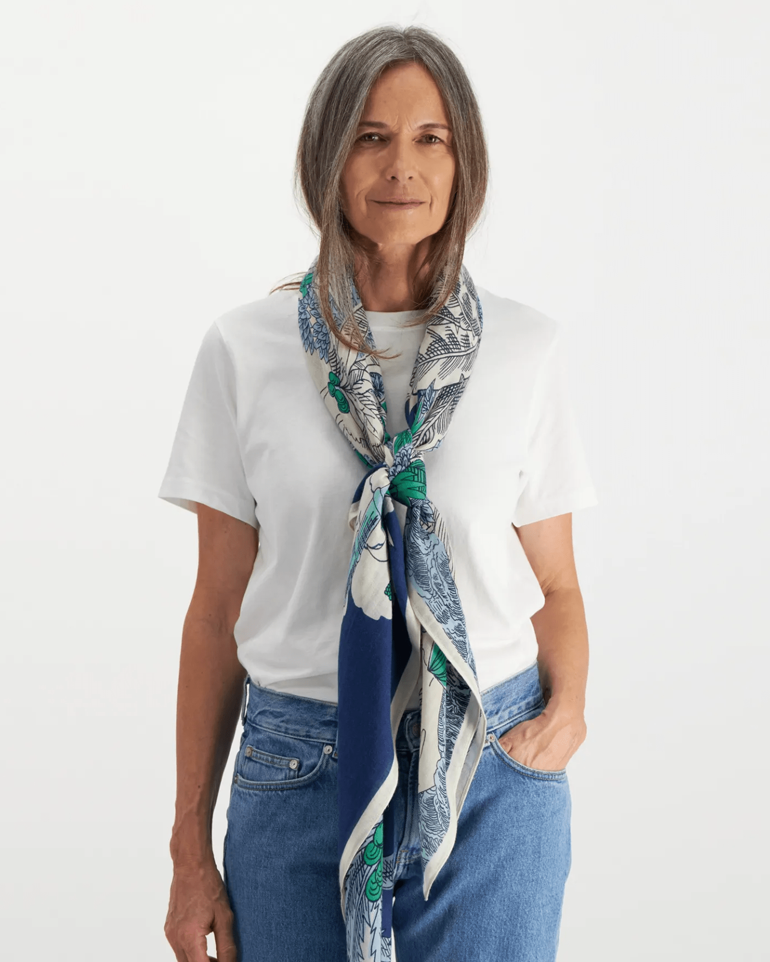 Square 130 Robinson in Navy