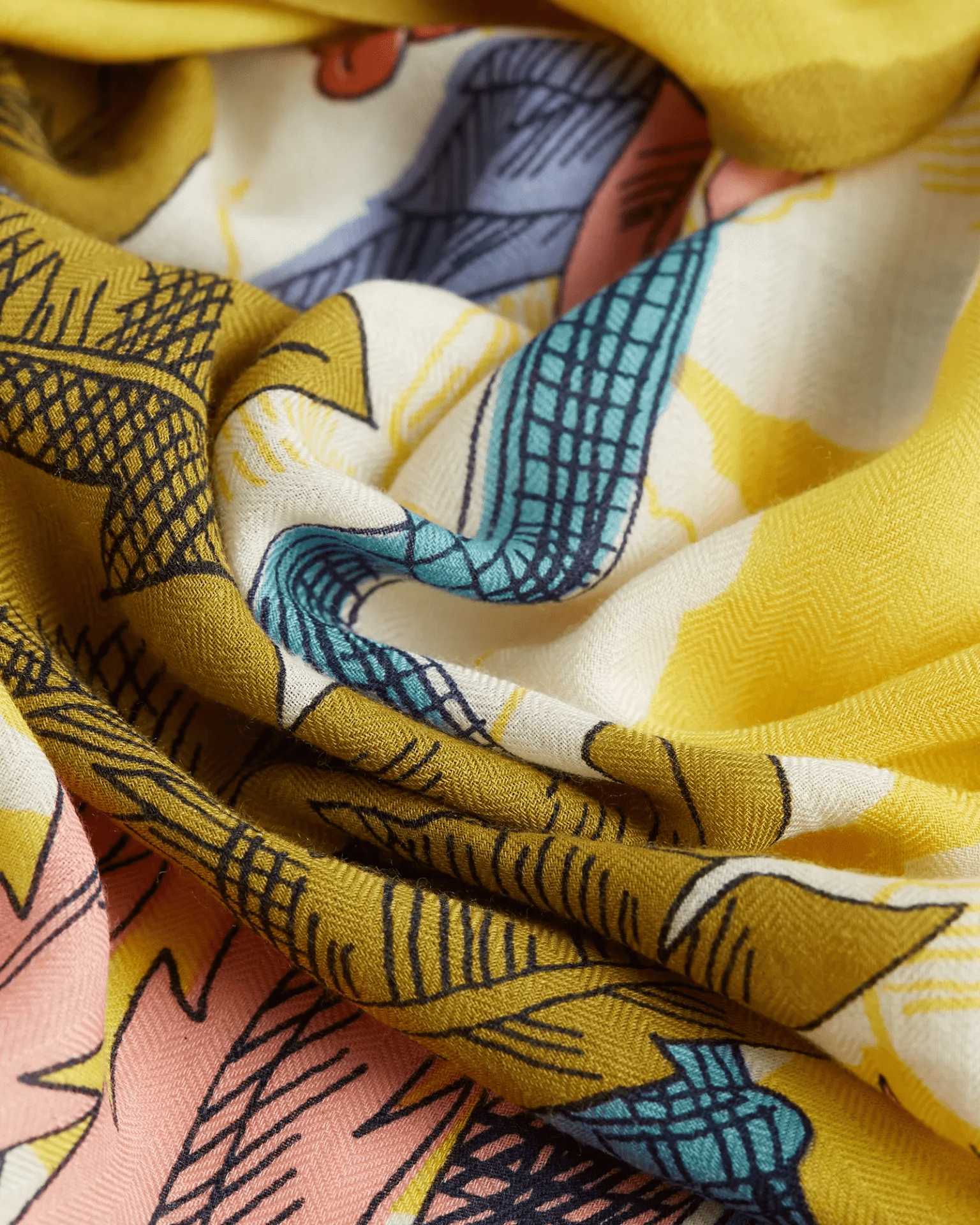 Square 130 Robinson in Yellow