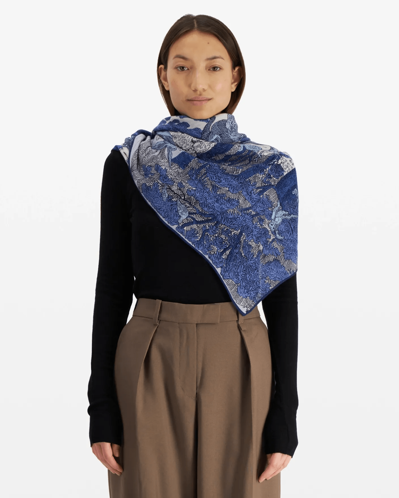 Square / Carre 100 Reve in Blue