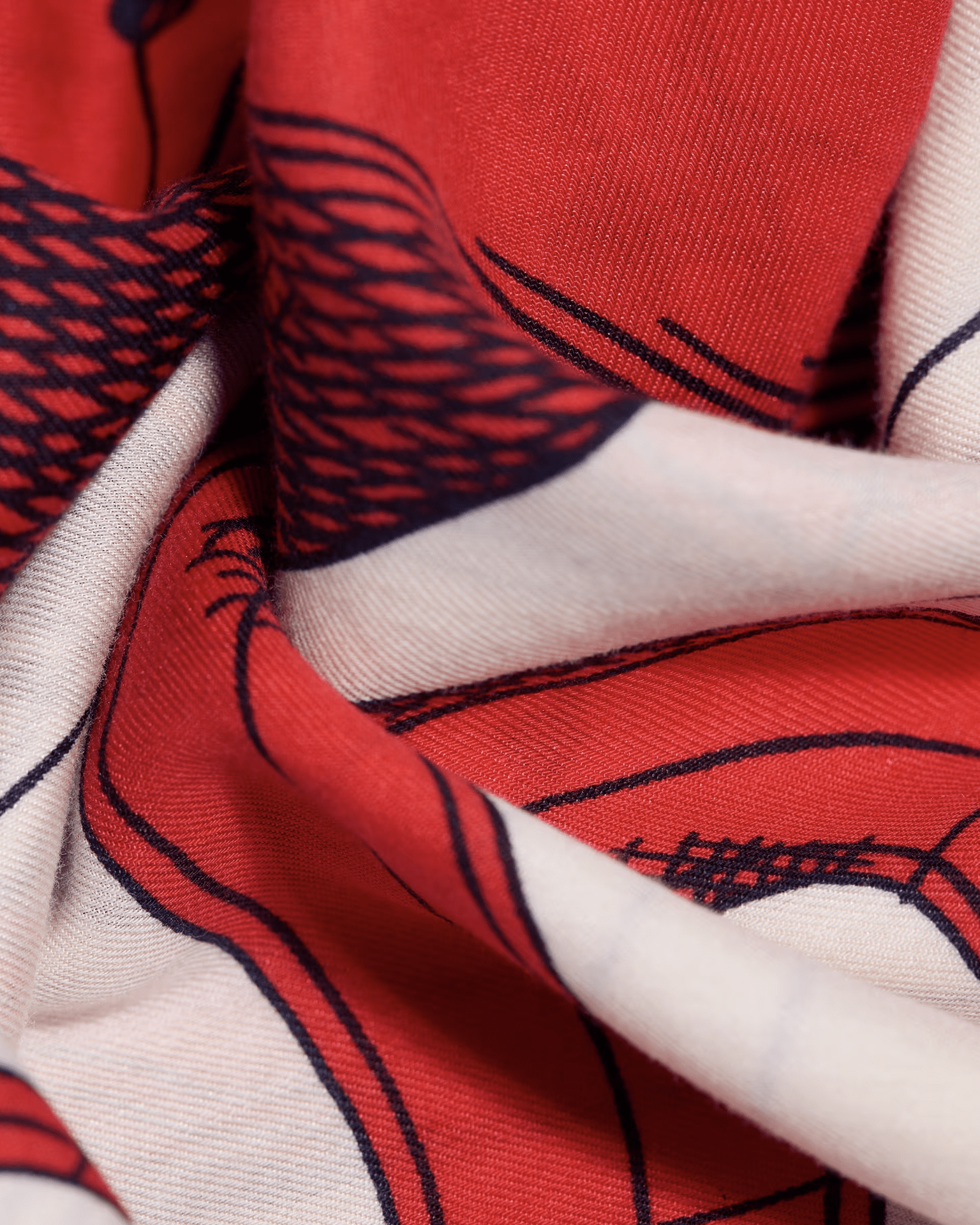 Square / Carre 130 Des Rives et Des Reves in Red