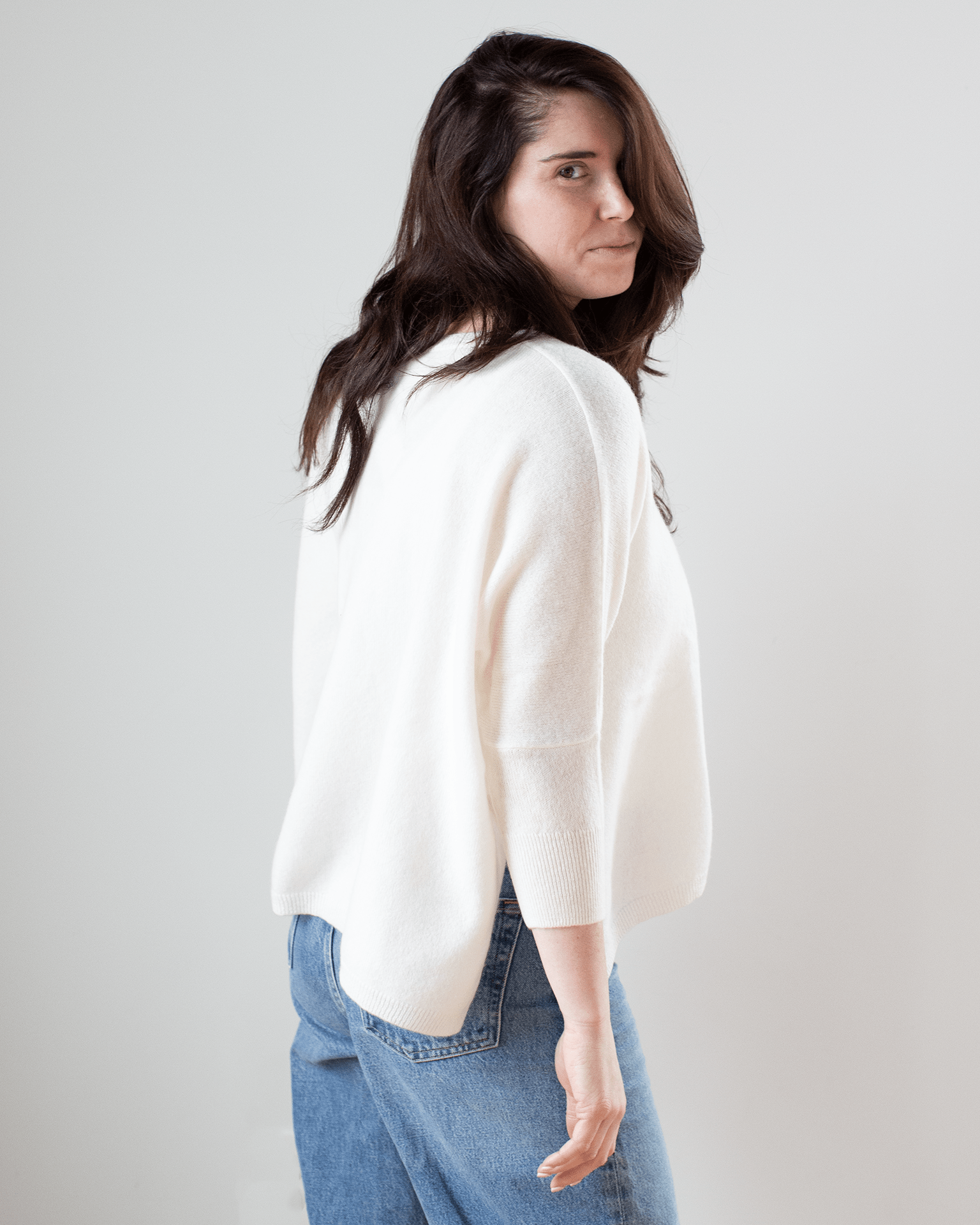 Minie V Neck in Blanc