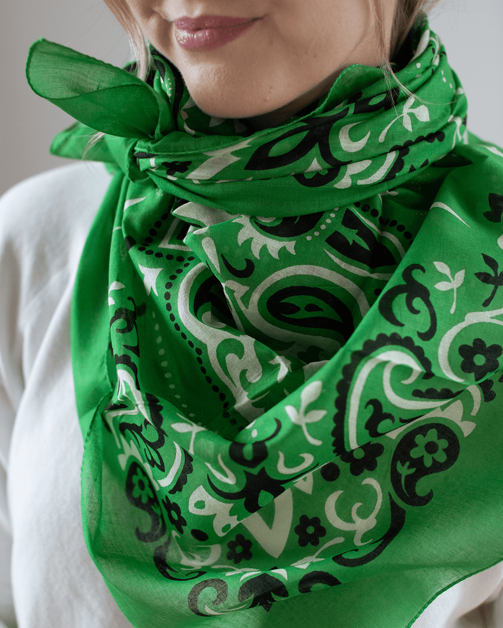 Classic Cotton Bandana in Vert