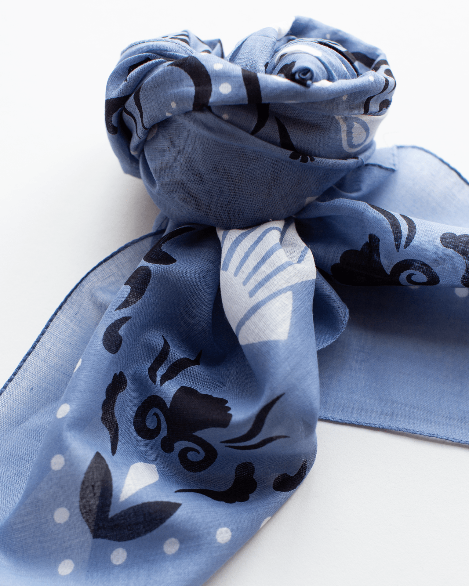 Crustaces Cotton Bandana in Riviera