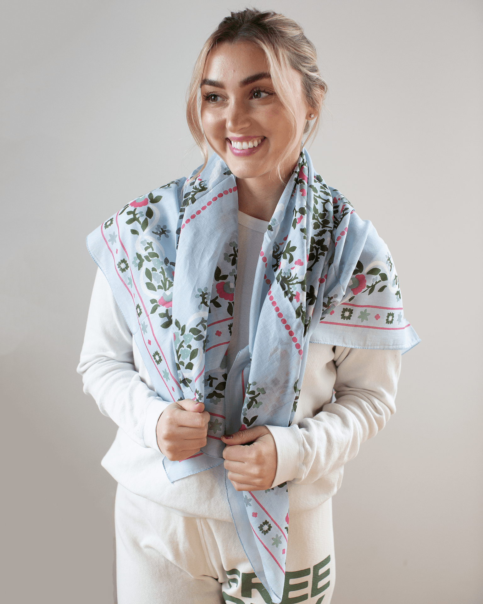 Secret Garden Cotton Bandana in Ciel