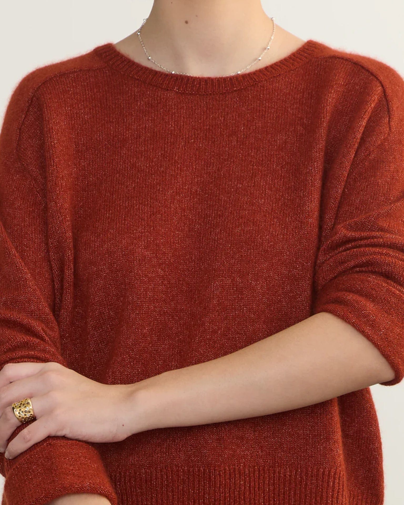 Crew Neck Roll Sleeve Pullover in Garnet
