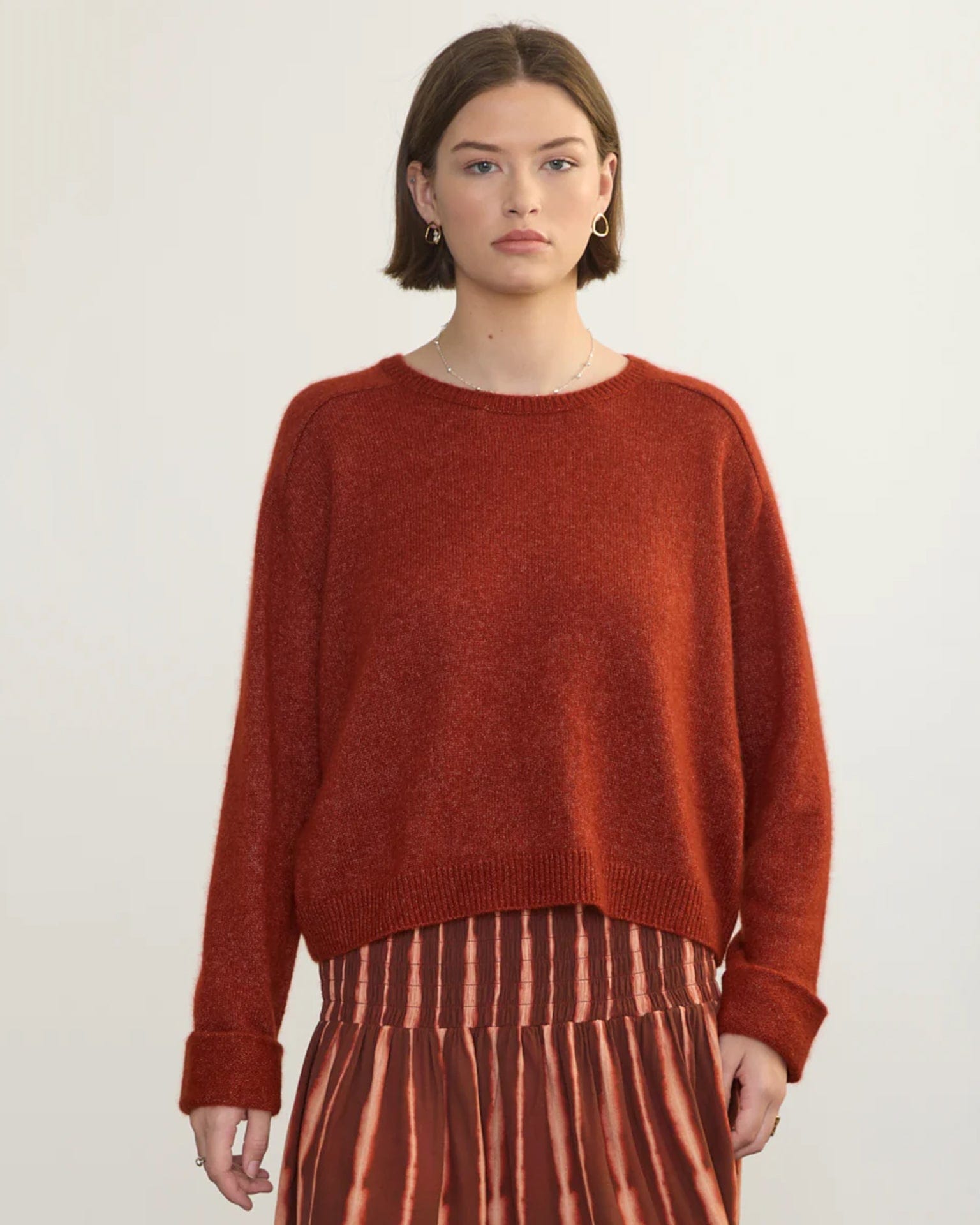 Crew Neck Roll Sleeve Pullover in Garnet