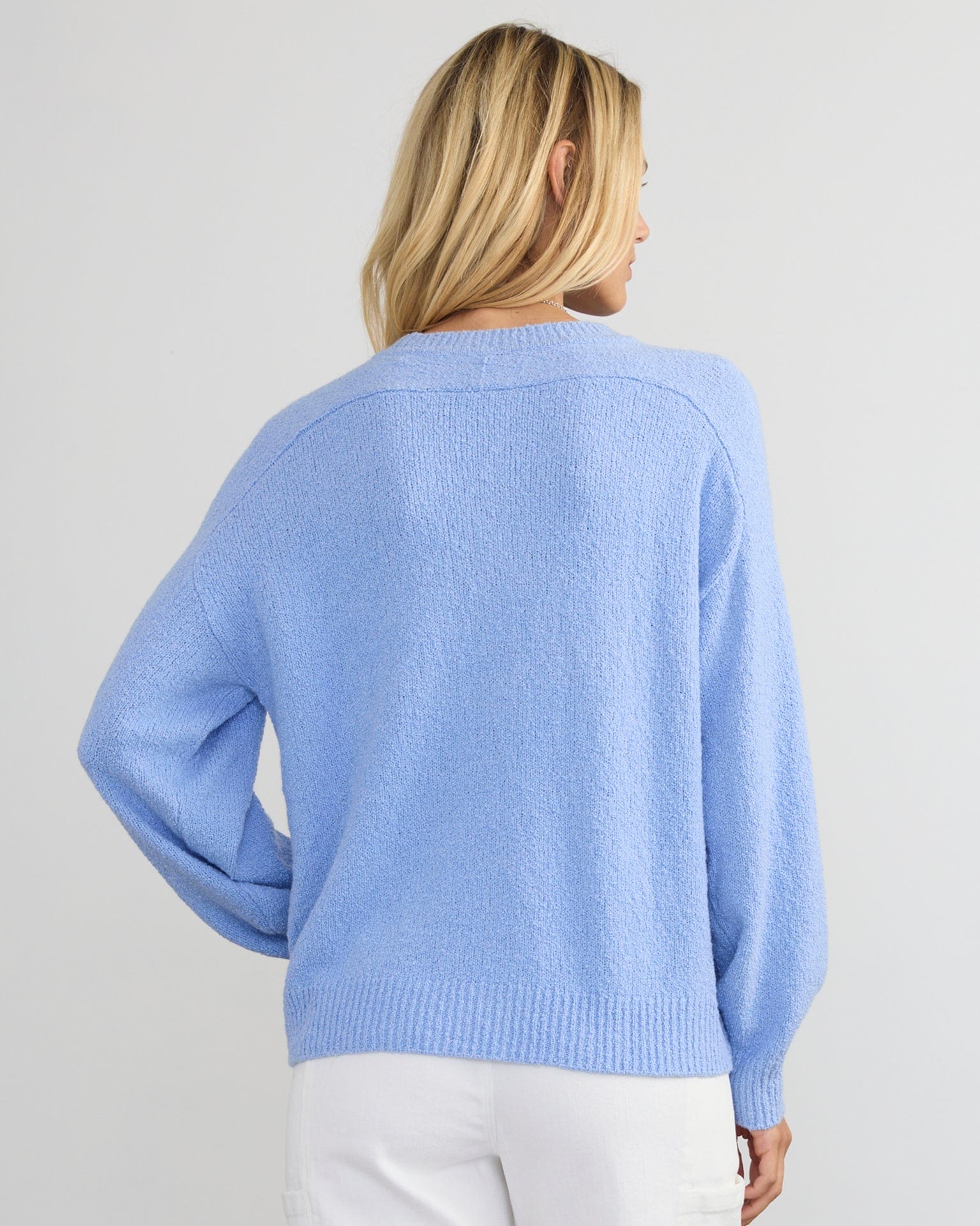 Lola Pullover in Cornflower