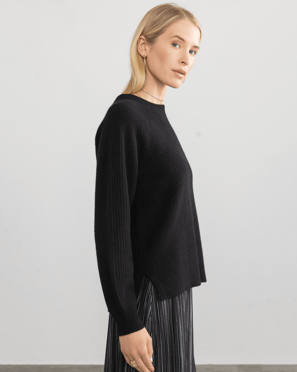 Marin Pullover in Black