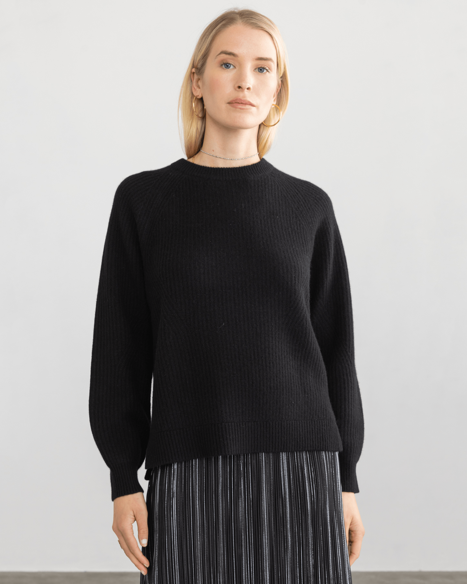 Marin Pullover in Black
