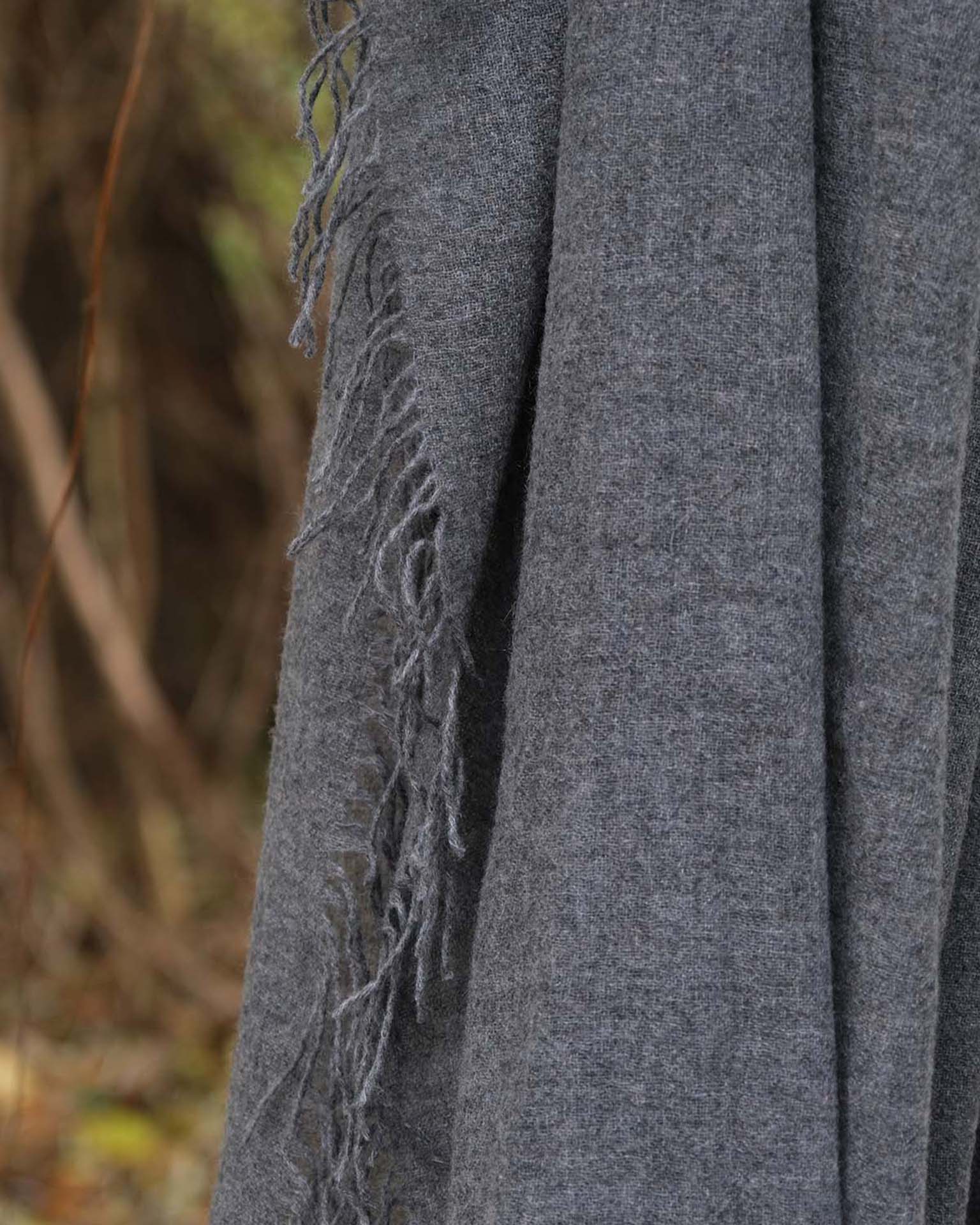 Cashmere Wrap in Dark Grey
