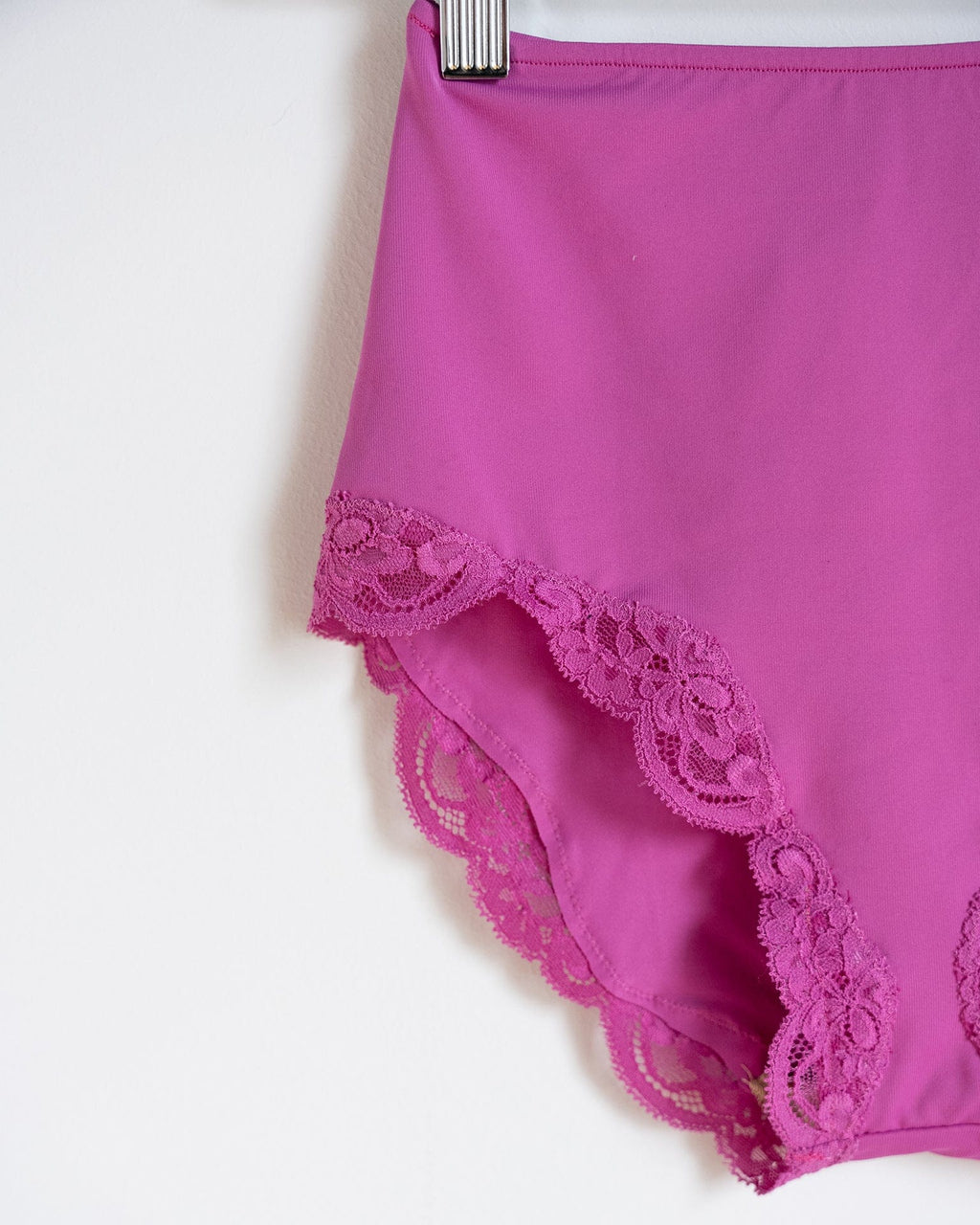 Del w/ Lace High Cut Brief in Wild Rose