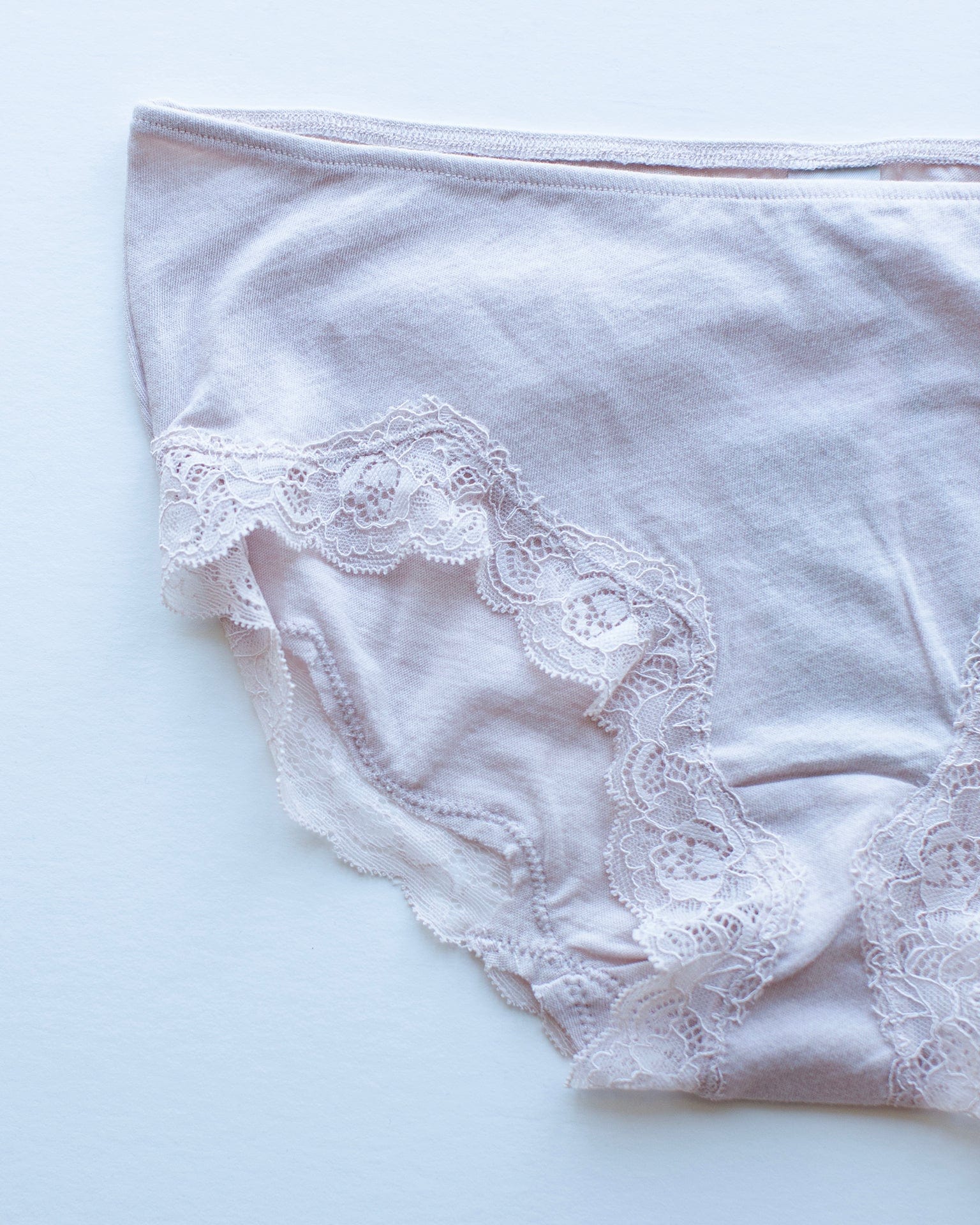 Org Cttn w/ Lace Hipster in Bone