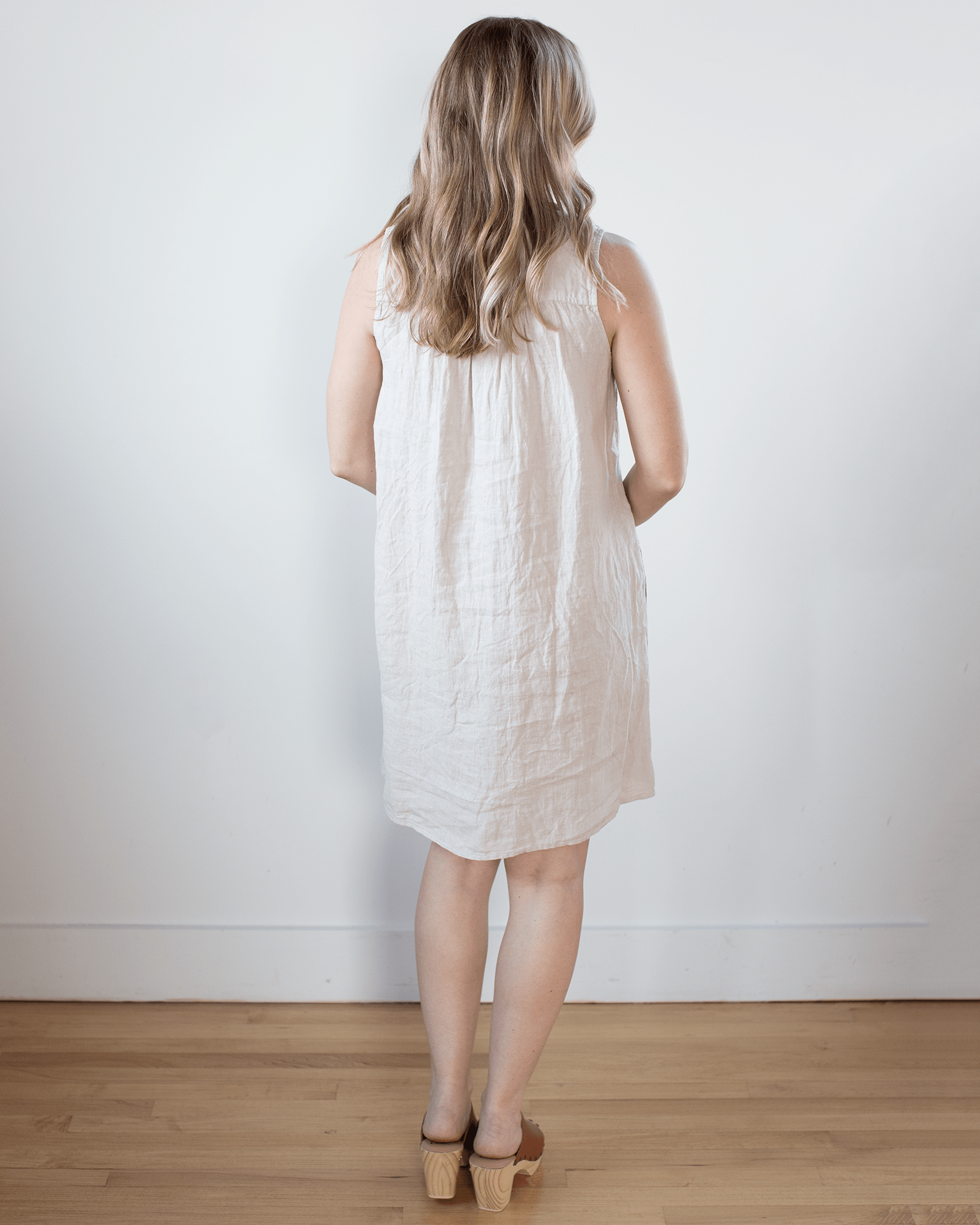Adriana Sleeveless Dress in Cobble