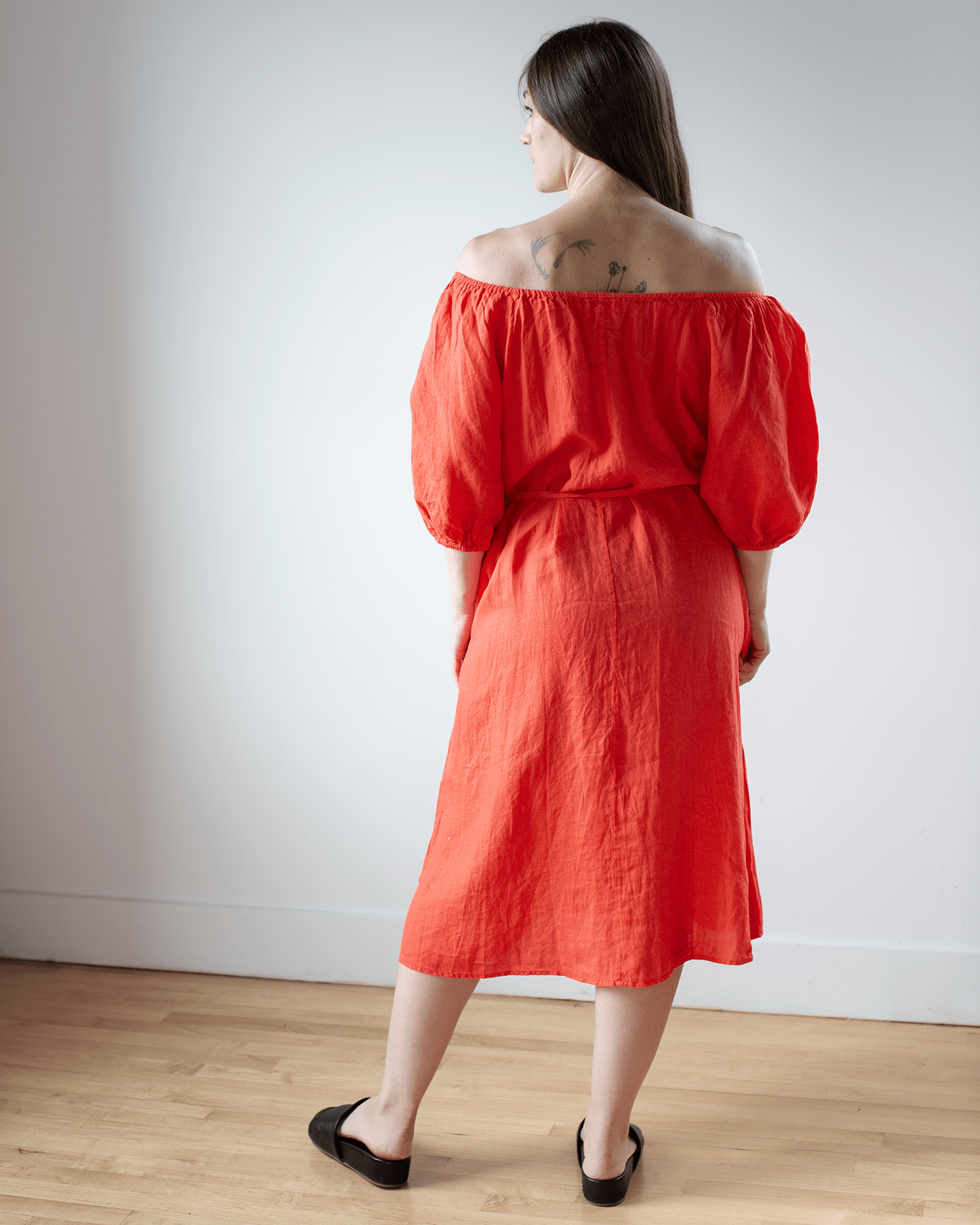 Elly Elastic Neck Tea Dress in Crimson