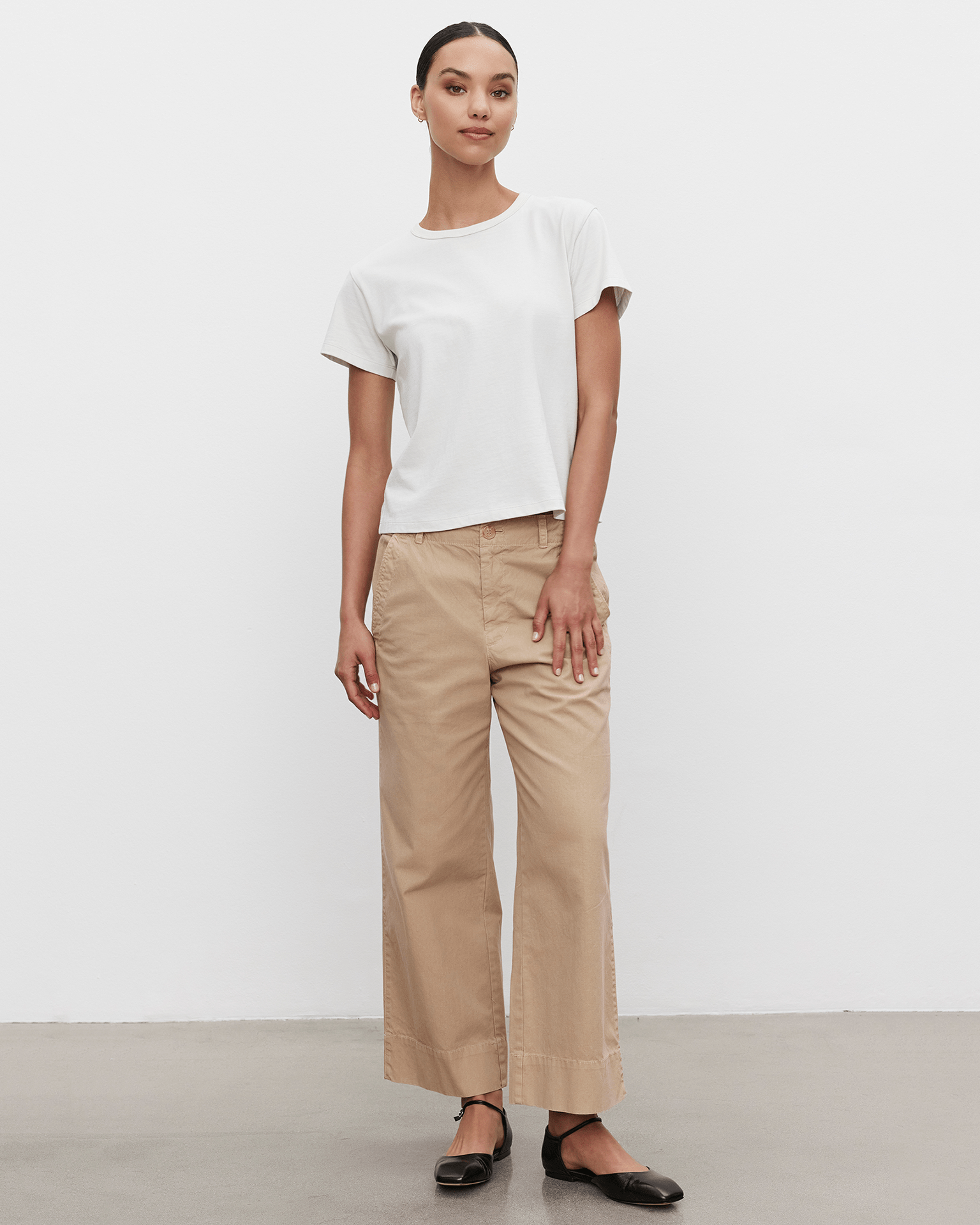 Sabine Pant in Putty