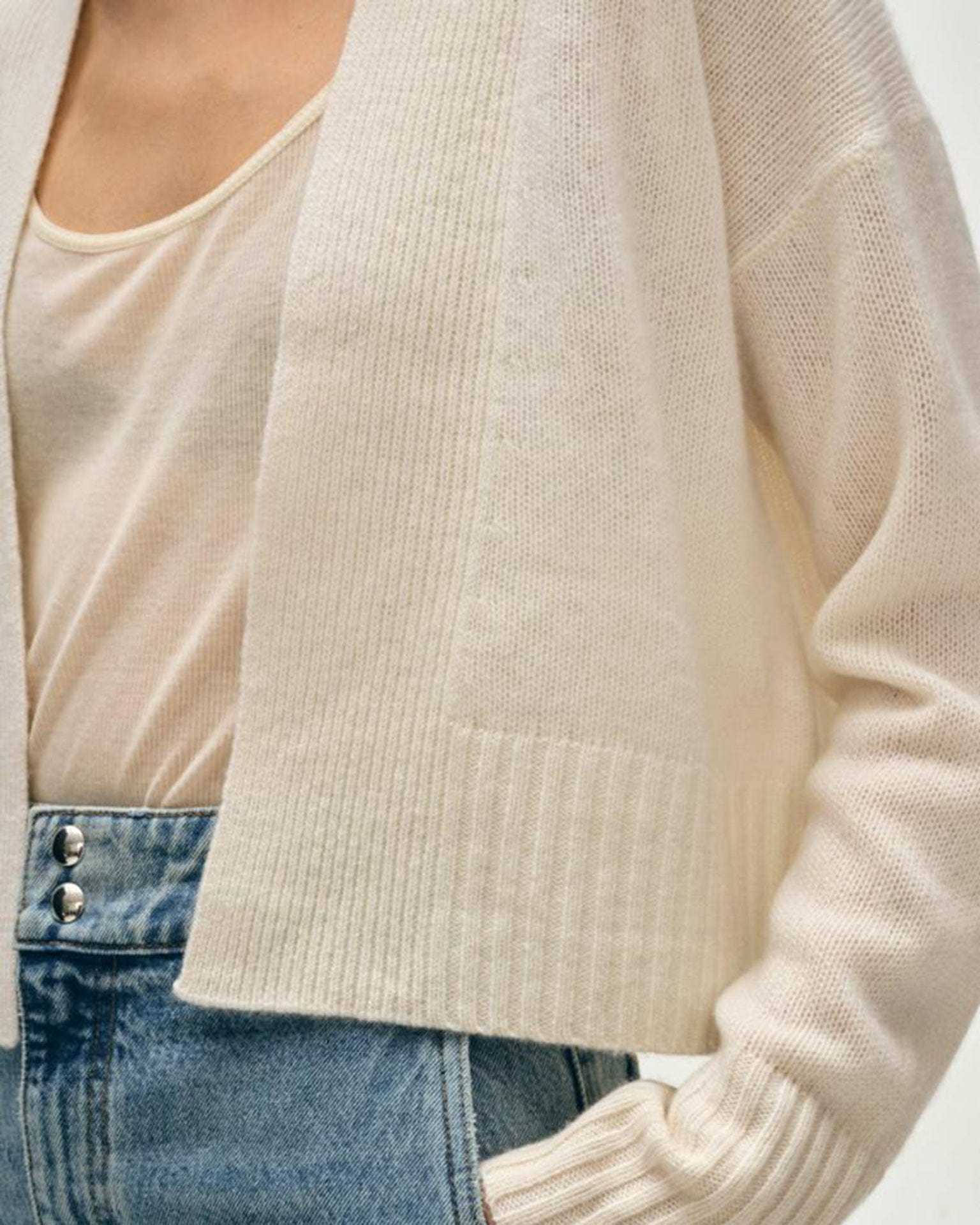 Cashmere Featherweight Open Cardigan in Soft White
