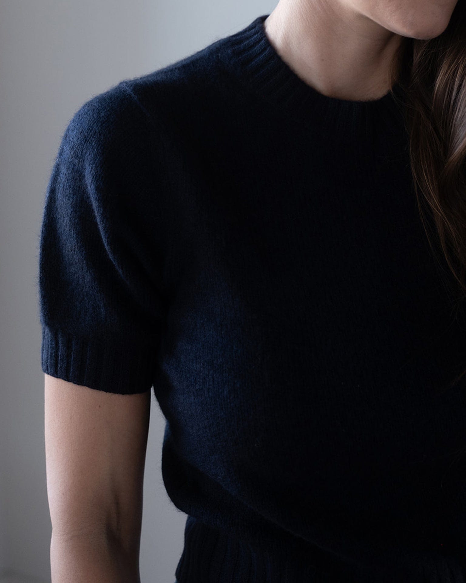 Cashmere Featherweight TShirt in Deep Navy